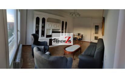 Living room of Flat for sale in Zamora Capital   with Heating, Terrace and Balcony