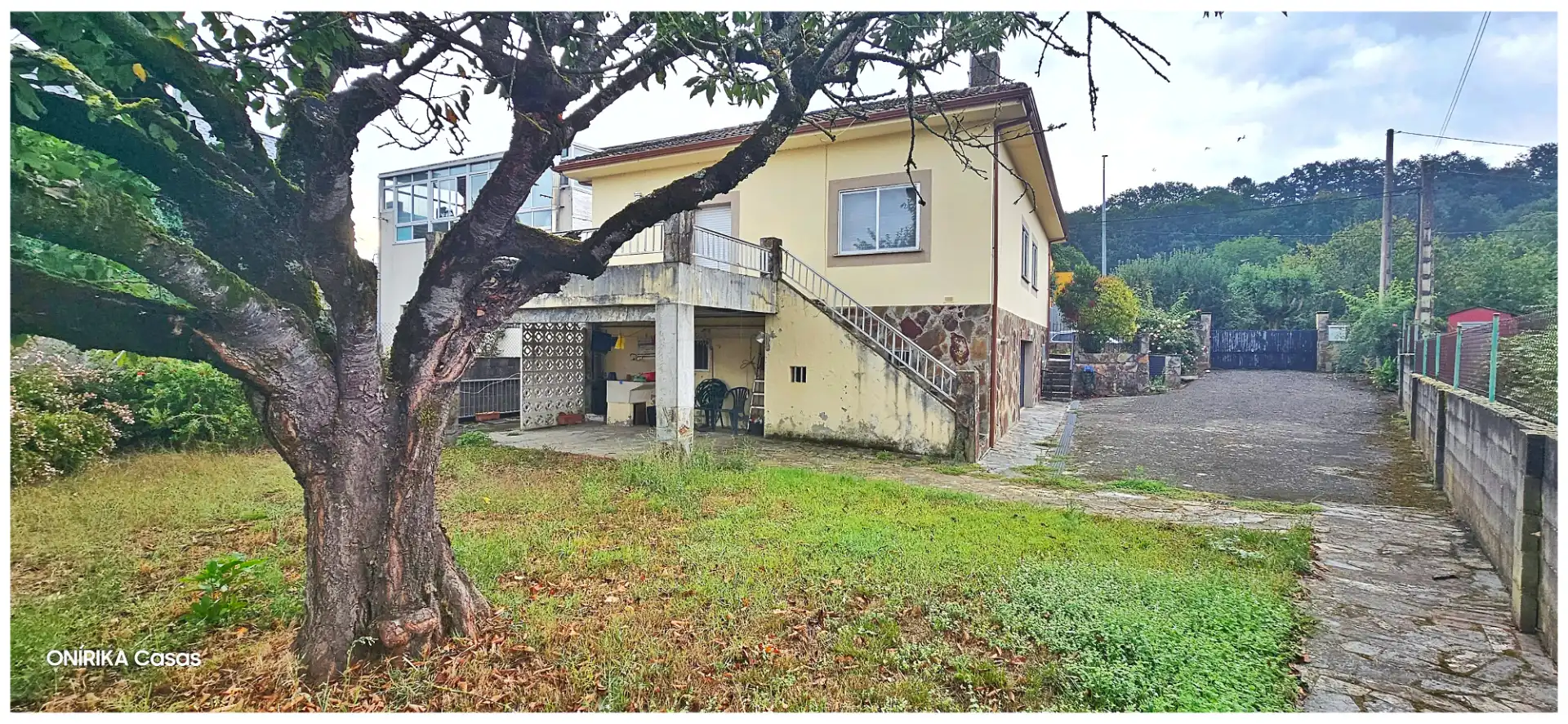 Exterior view of Houses for sale in Sarria  with Heating, Private garden and Parquet flooring