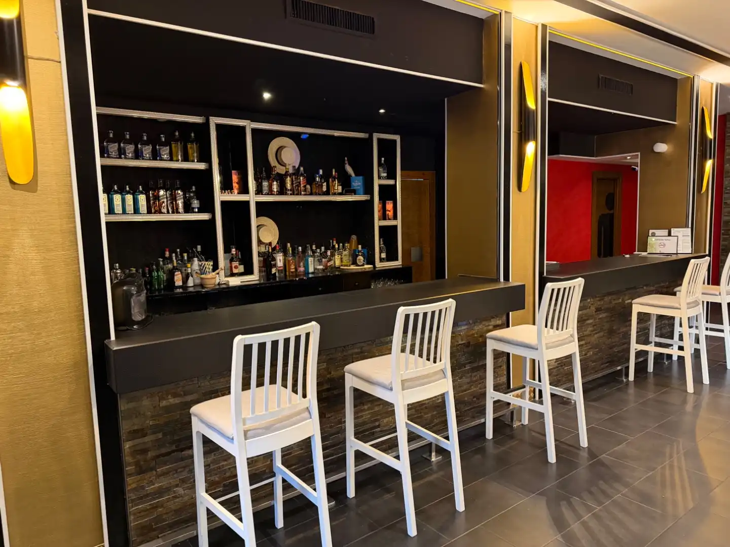 Local comercial en traspaso en General almirante 12, imagen 8