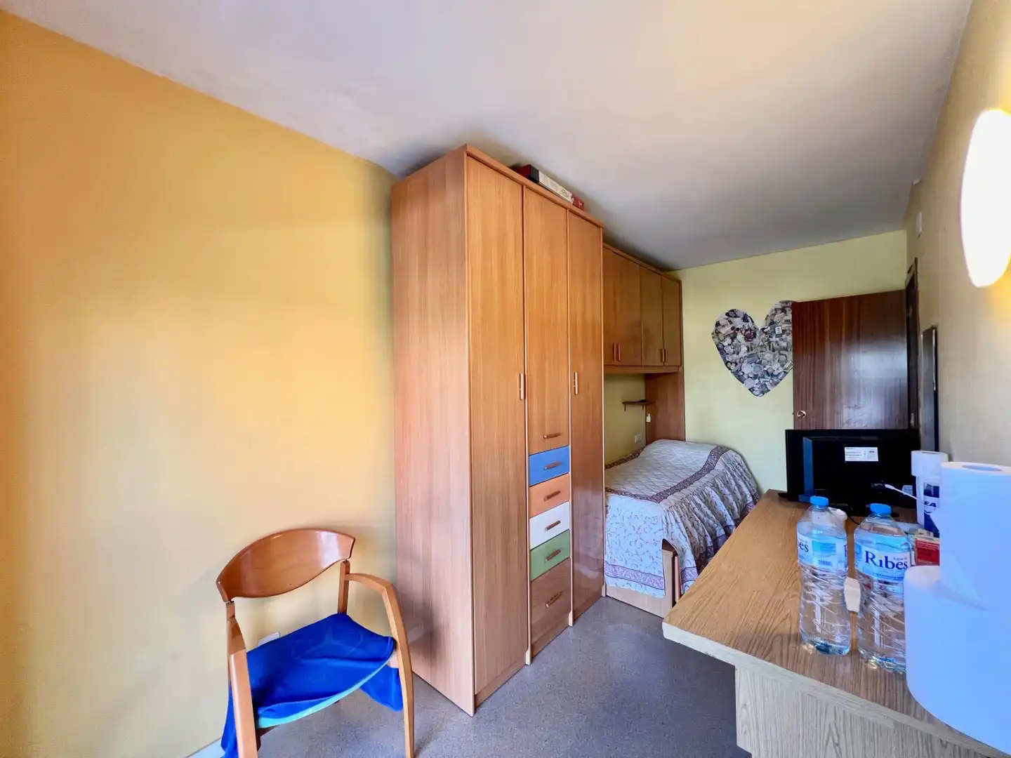 Habitación de Piso en venta en Sabadell con Aire acondicionado, Trastero y Balcón