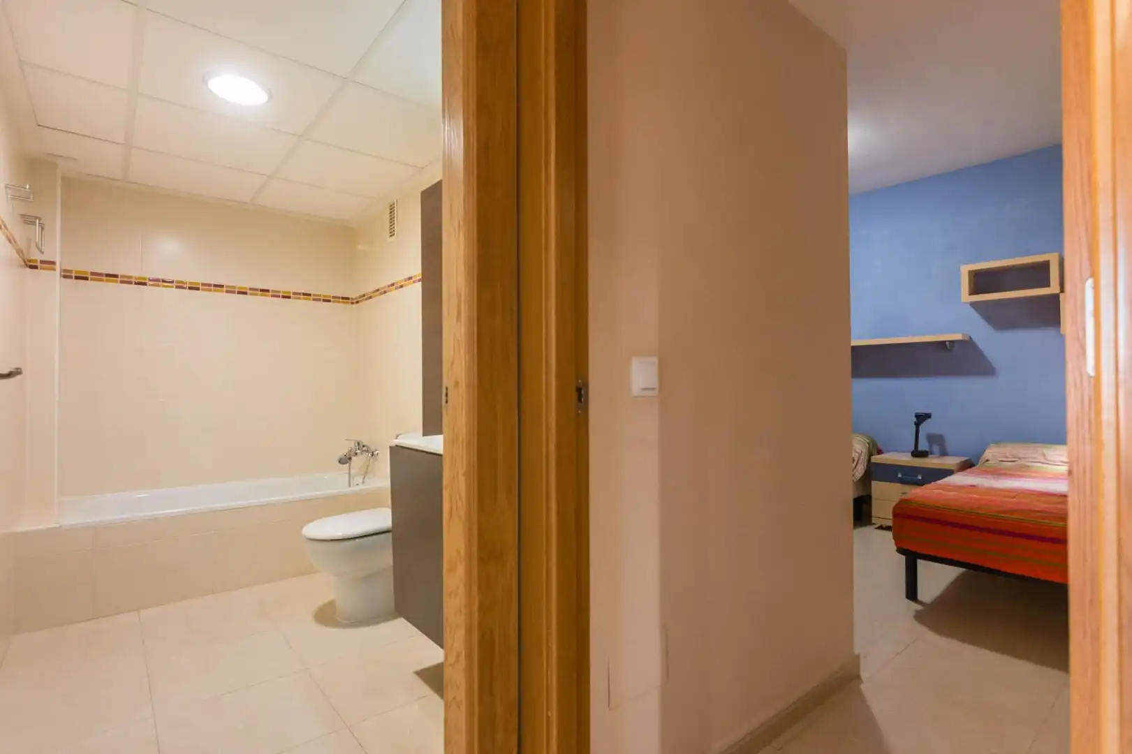 Bathroom of Flat for rent in Murcia  with Air Conditioner, Furnished and Balcony