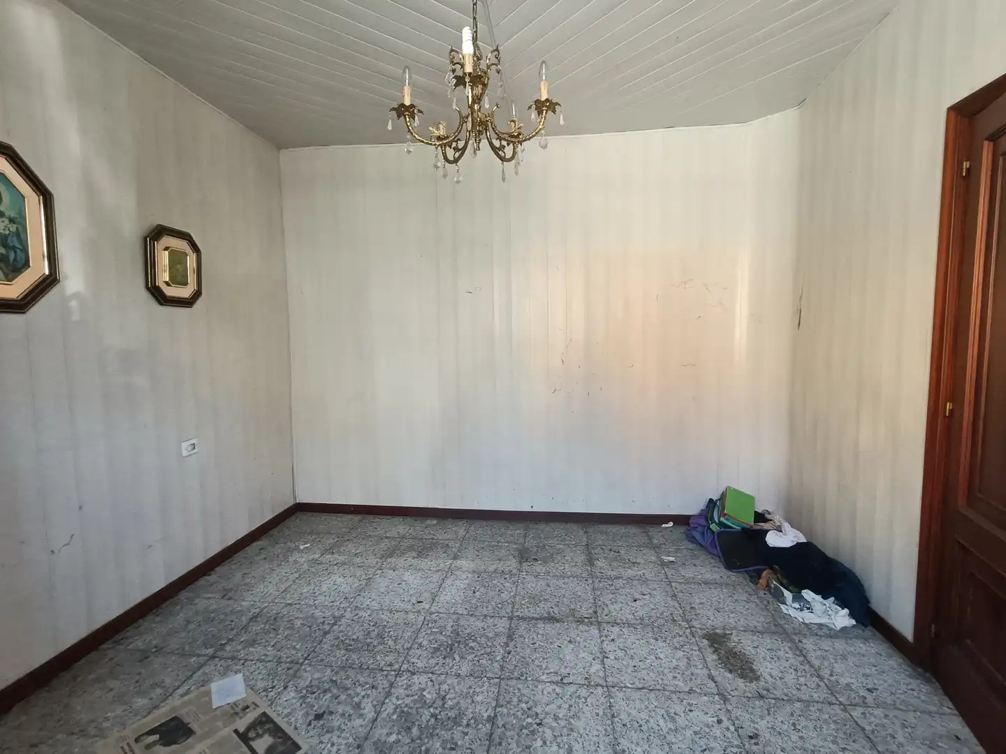 Esszimmer von Einfamilien-Reihenhaus zum Verkauf in Ribeira mit Heizung und Privatgarten
