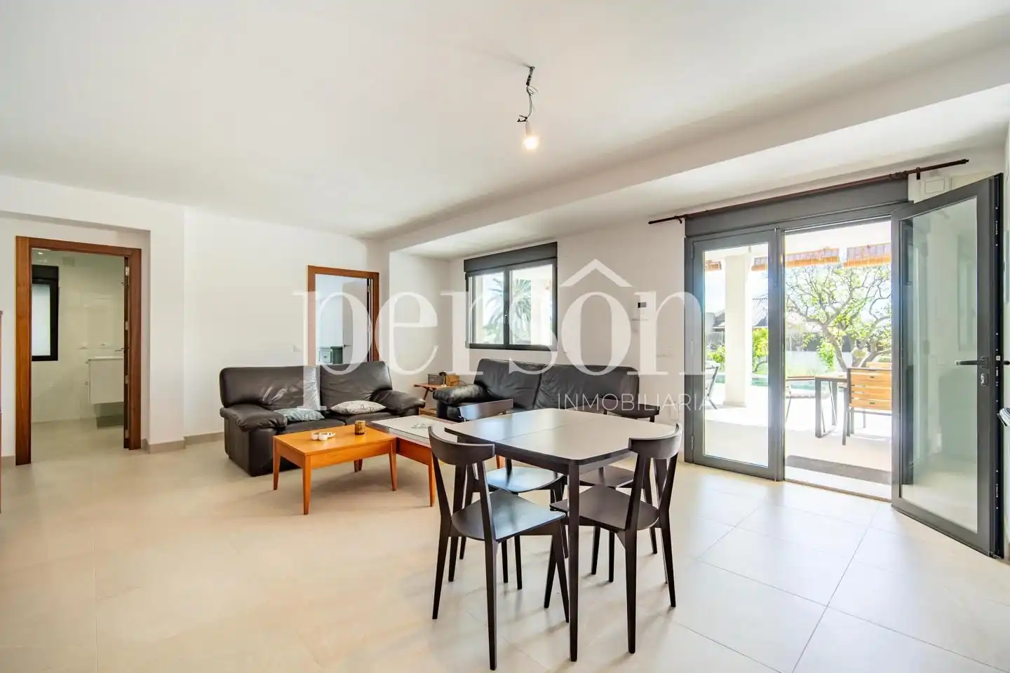 Living room of Houses for sale in L'Eliana  with Air Conditioner, Heating and Private garden