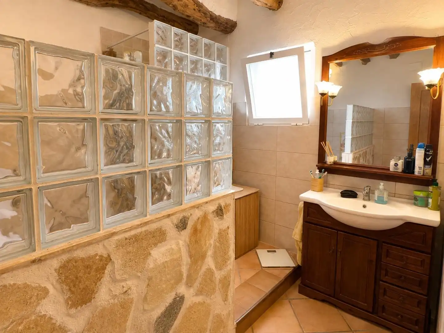Bany de Casa o xalet en venda en Aspe amb Jardí privat, Terrassa i Traster