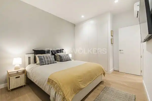 Bedroom of Flat for sale in Madrid  with Air Conditioner, Heating and Parquet flooring