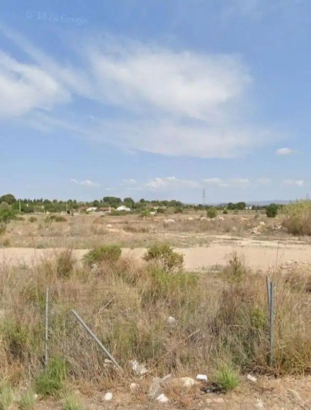 Wohnbaugrundstück zum Verkauf in Plaça Poligono N-36.R, imagen 3
