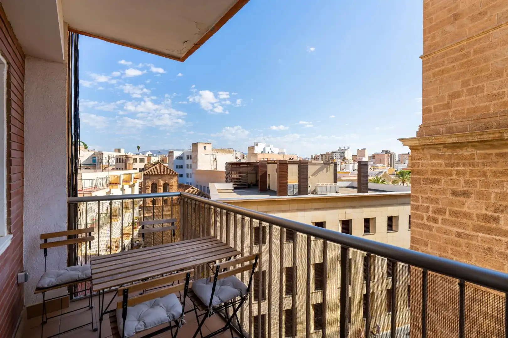 Terraza de Piso de alquiler en Almería con Aire acondicionado, Terraza y Amueblado