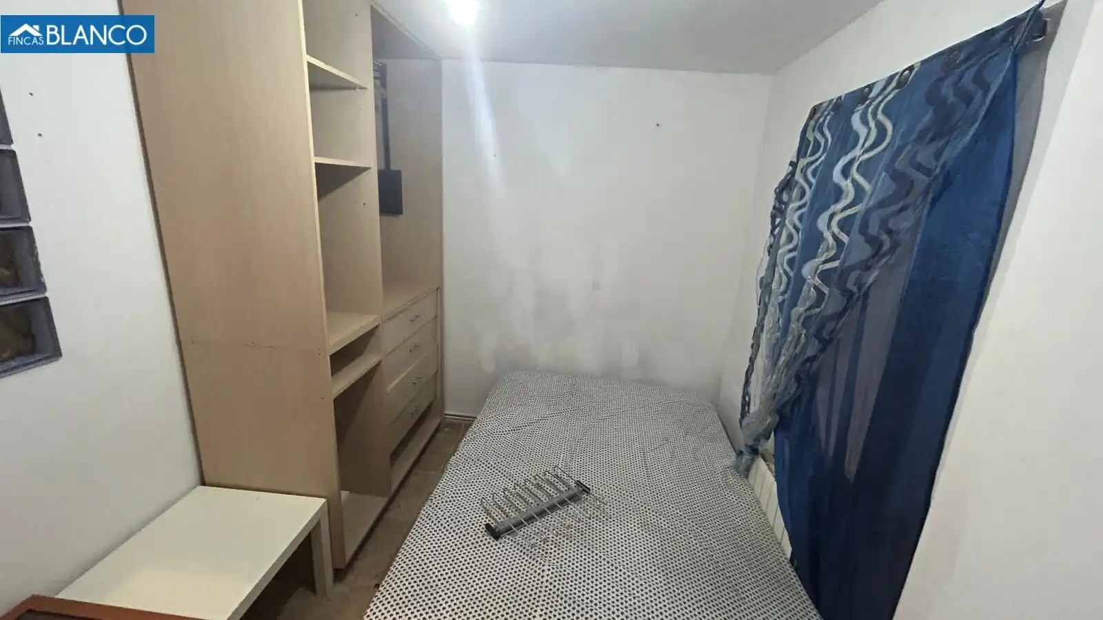 Habitación de Piso en venta en L'Hospitalet de Llobregat con Aire acondicionado, Calefacción y Alarma