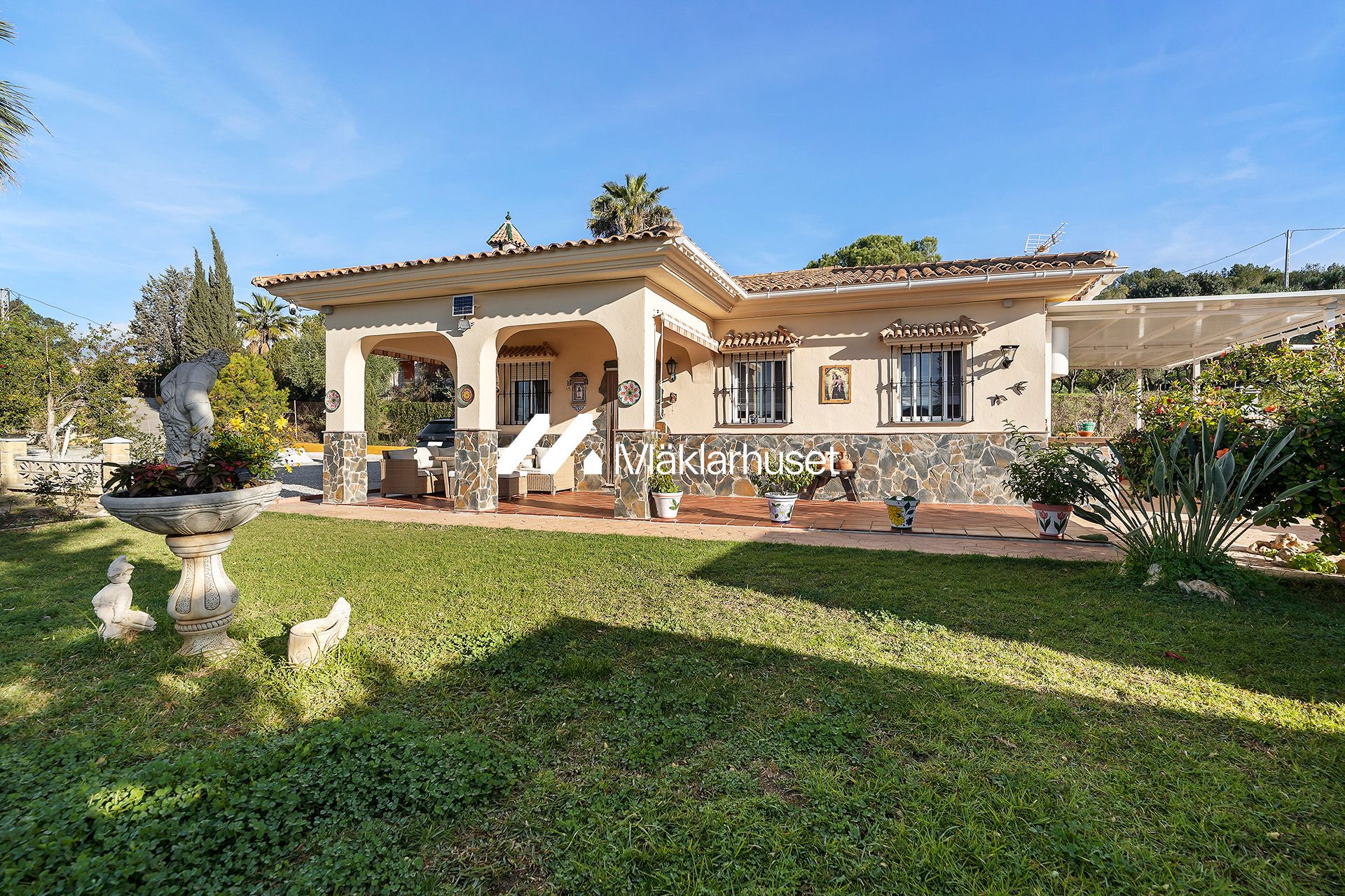 Exterior view of House or chalet for sale in Málaga Capital  with Terrace