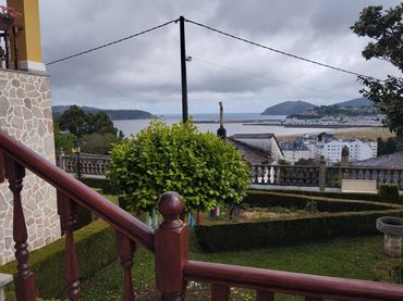 Villa mit Garten zum Verkauf in Viveiro