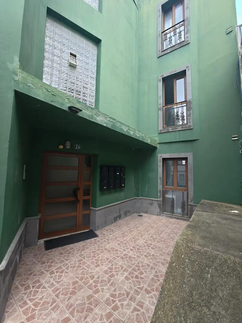 Vista exterior de Piso en venta en Arucas