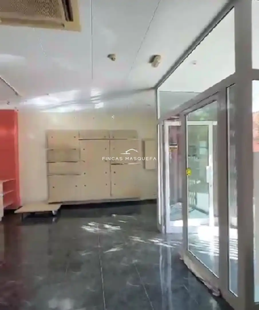Local comercial en venda a CALLE DE FRANCESC MACIÀ, 41