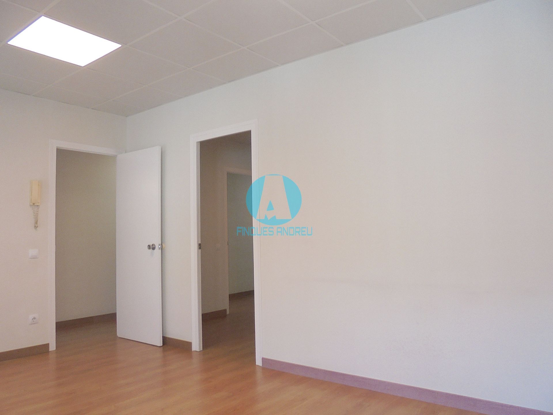 Oficina de alquiler en Barcelona, Centre, Mataró
