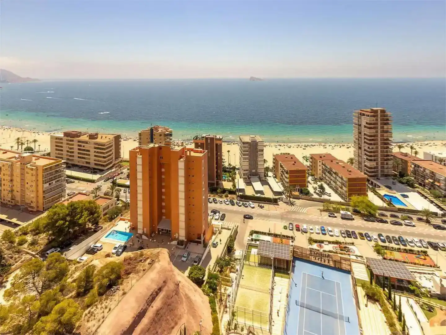 Vista exterior de Apartamento de alquiler en Polop con Aire acondicionado, Parquet y Piscina