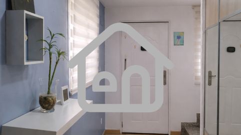 Foto 3 de Casa adosada en venta en Calle Camporrobles, Requena, Valencia