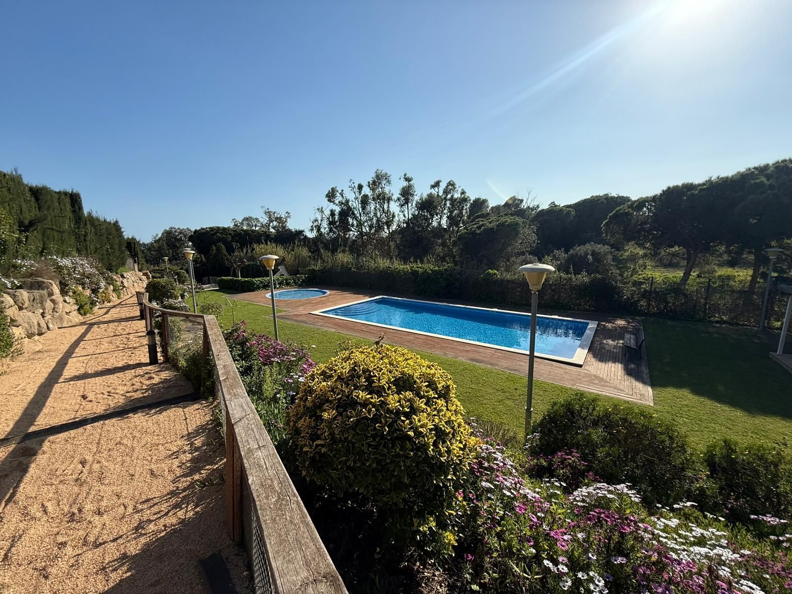 Swimming pool of Single-family semi-detached for sale in Sant Vicenç de Montalt  with Air Conditioner, Heating and Private garden