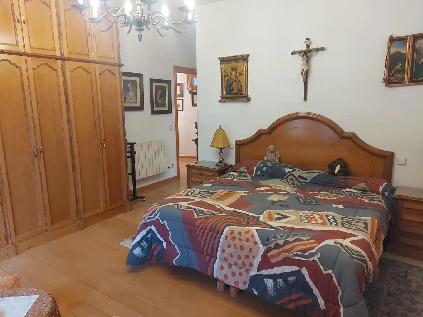 Dormitori de Casa o xalet en venda en Torrecaballeros amb Calefacció, Jardí privat i Traster