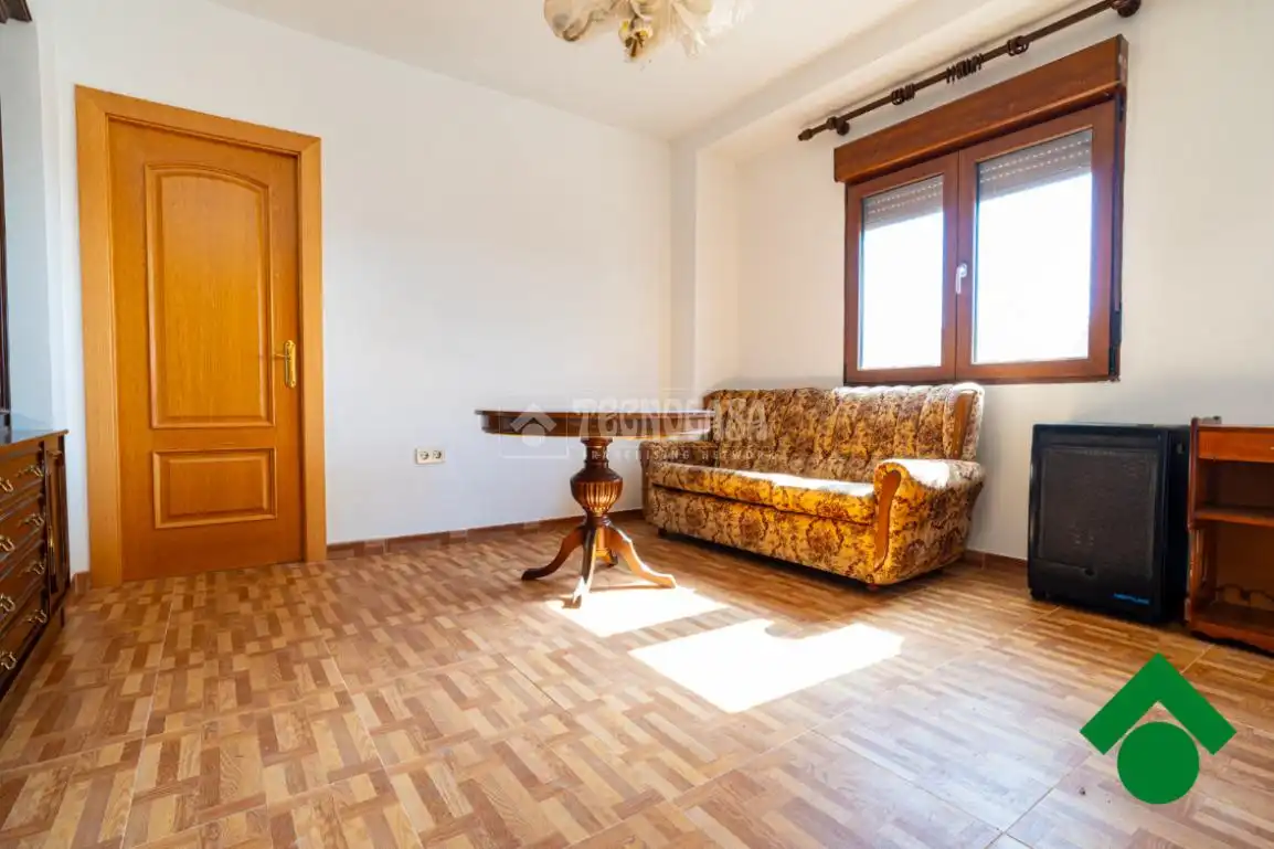 Sala de estar de Piso en venta en Pinos Puente