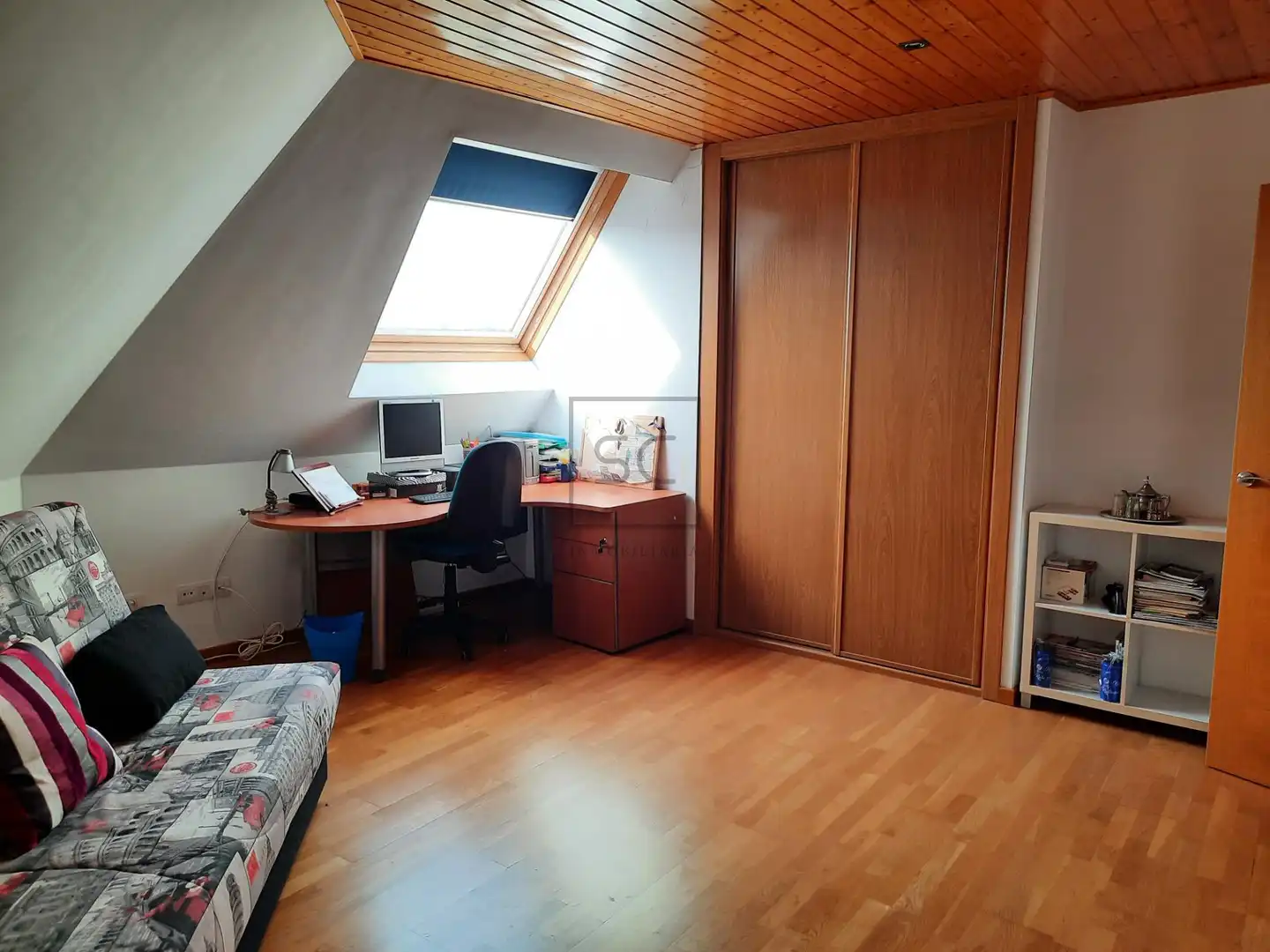 Habitación de Dúplex en venta en Narón con Calefacción, Terraza y Trastero
