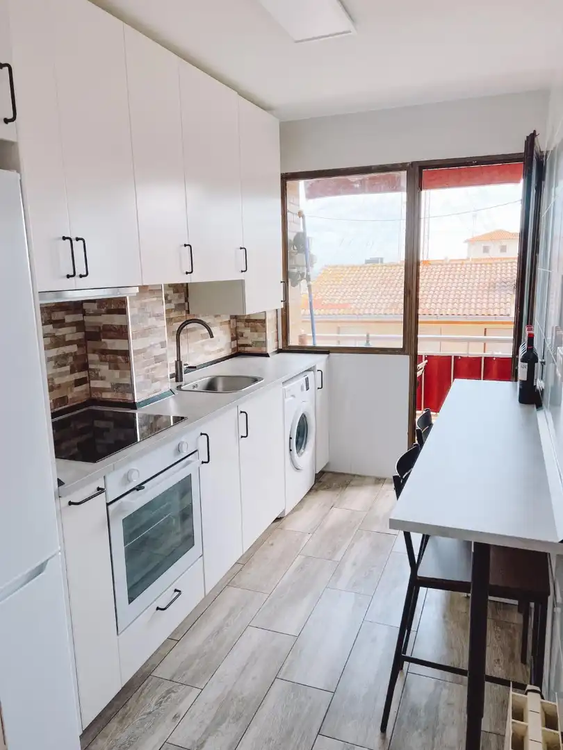 Kitchen of Flat for rent in Castro-Urdiales  with Heating, Terrace and Furnished