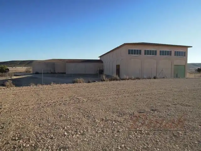 Local comercial en venta en Las Virtudes, imagen 8
