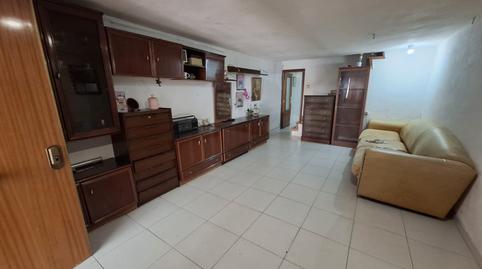 Foto 3 de Casa adosada en venta en Calle de Vedra, Entrevías, Madrid