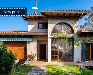 Vista exterior de Casa o xalet en venda en Sant Cugat del Vallès amb Aire condicionat, Calefacció i Piscina