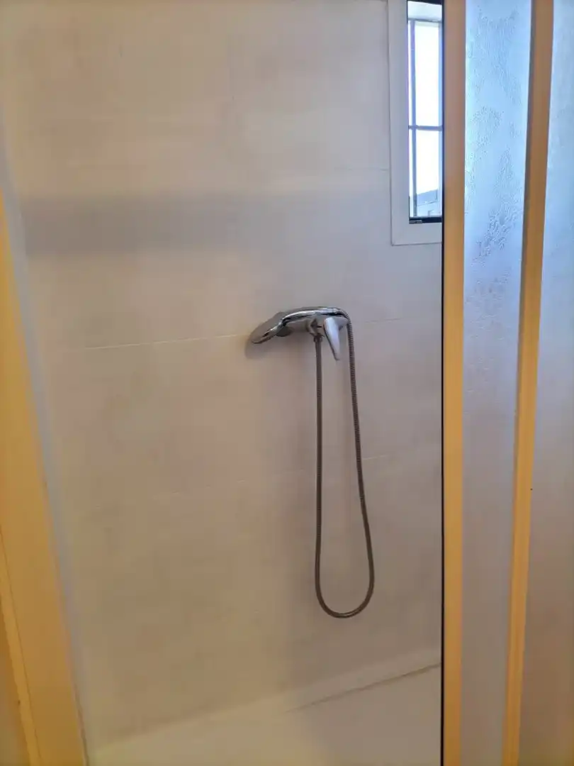 Badezimmer von Country house zur Miete in Málaga mit Klimaanlage