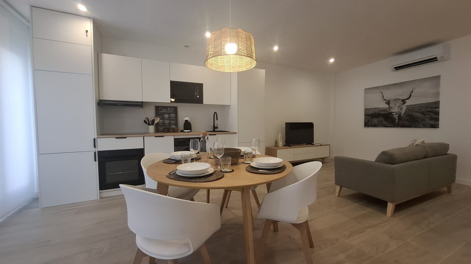 Dining room of Flat for sale in  Madrid Capital