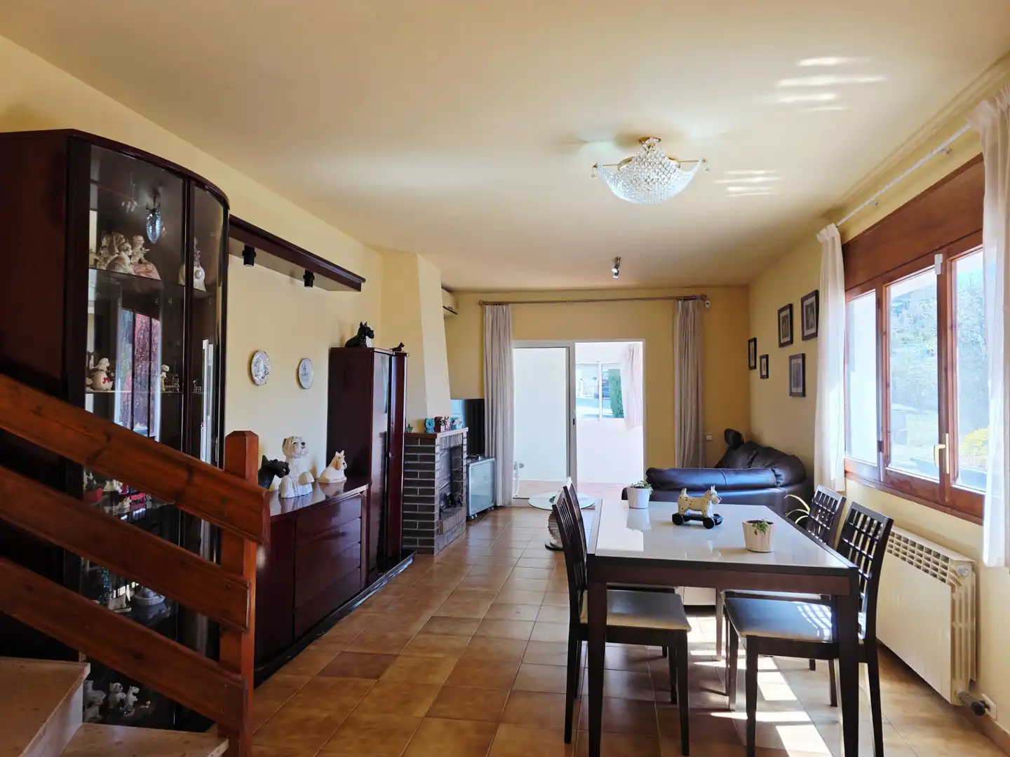 Menjador de Casa o xalet en venda en Vallirana amb Aire condicionat, Calefacció i Jardí privat