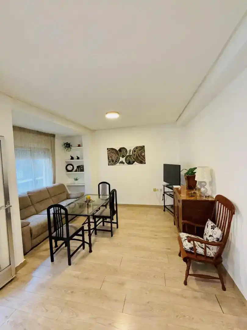 Sala d'estar de Pis per a compartir en Andújar amb Aire condicionat, Parquet i Moblat