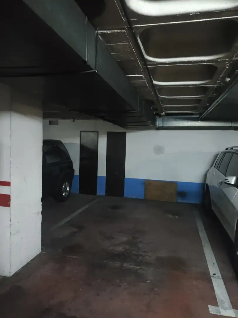 Parkplatz von Garage zur Miete in Burgos