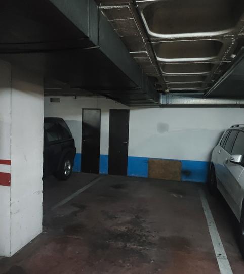 Photo 2 of Garage for rent in Avenida Reyes Católicos, 40, Reyes Católicos, Burgos Capital