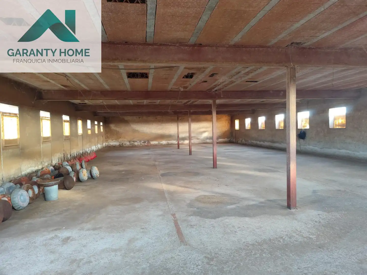 Nau industrial en venda en Recas