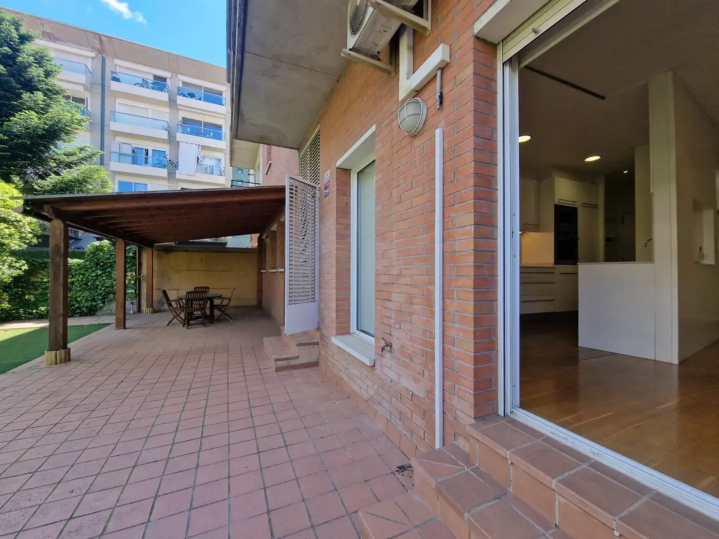 Terrace of Ground floor for sale in Girona  with Air Conditioner, Heating and Terrace