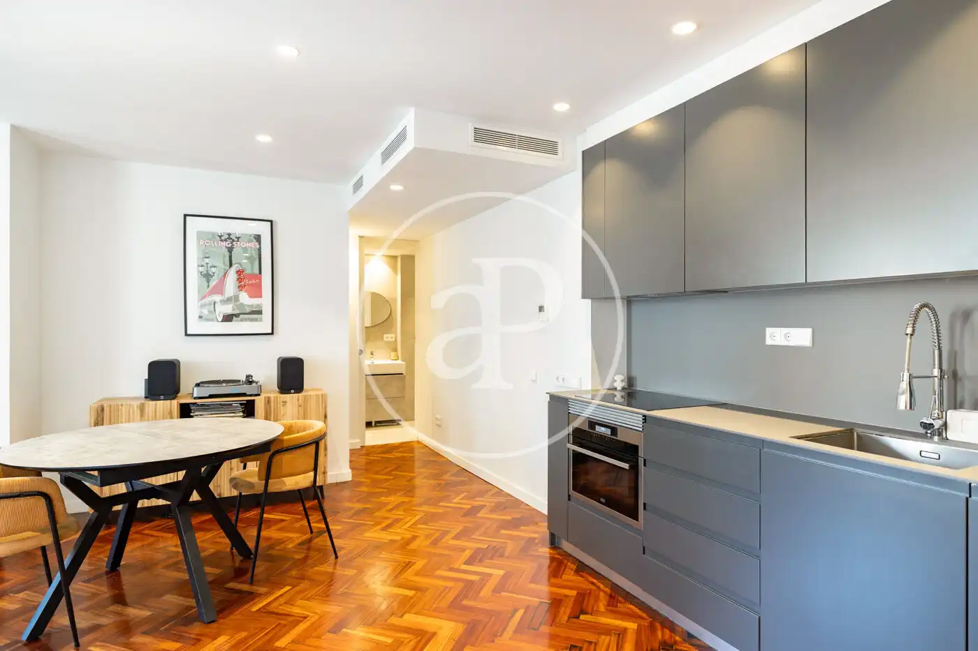 Cocina de Piso en venta en Barcelona con Aire acondicionado y Calefacción