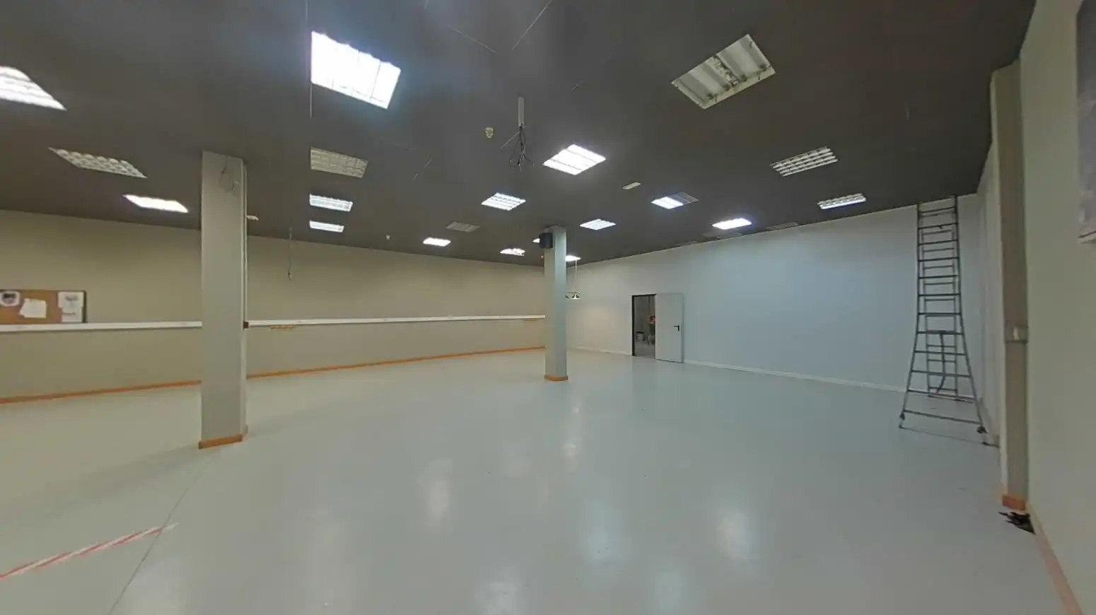 Local comercial en venda a Sud, imagen 8