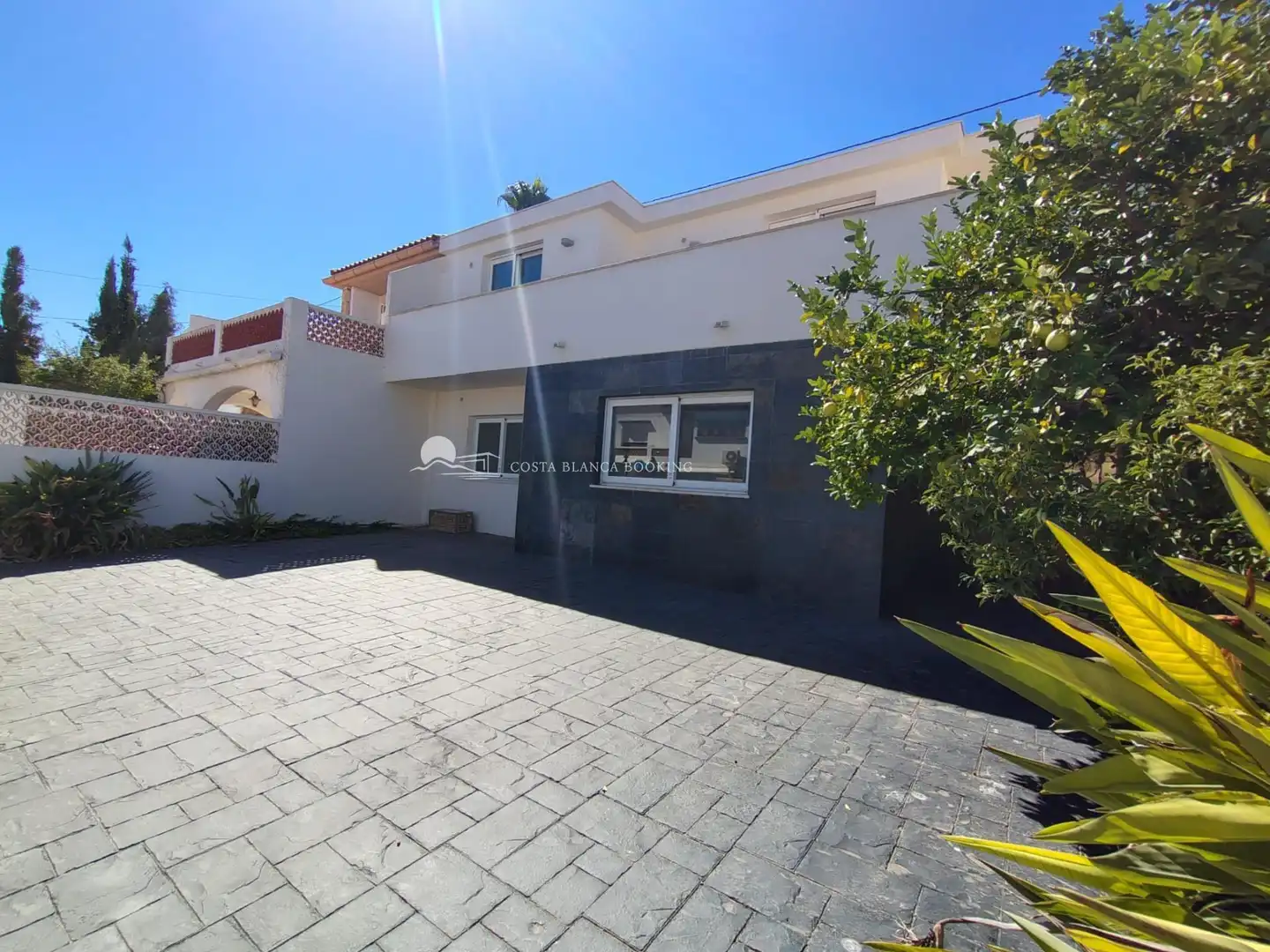 Casa bifamiliare con piscina in vendita a Calle  AUSTRAL, imagen 3