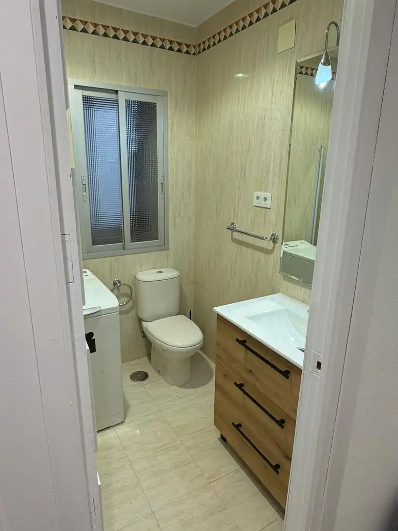Badezimmer von Wohnung zur Miete in Centro