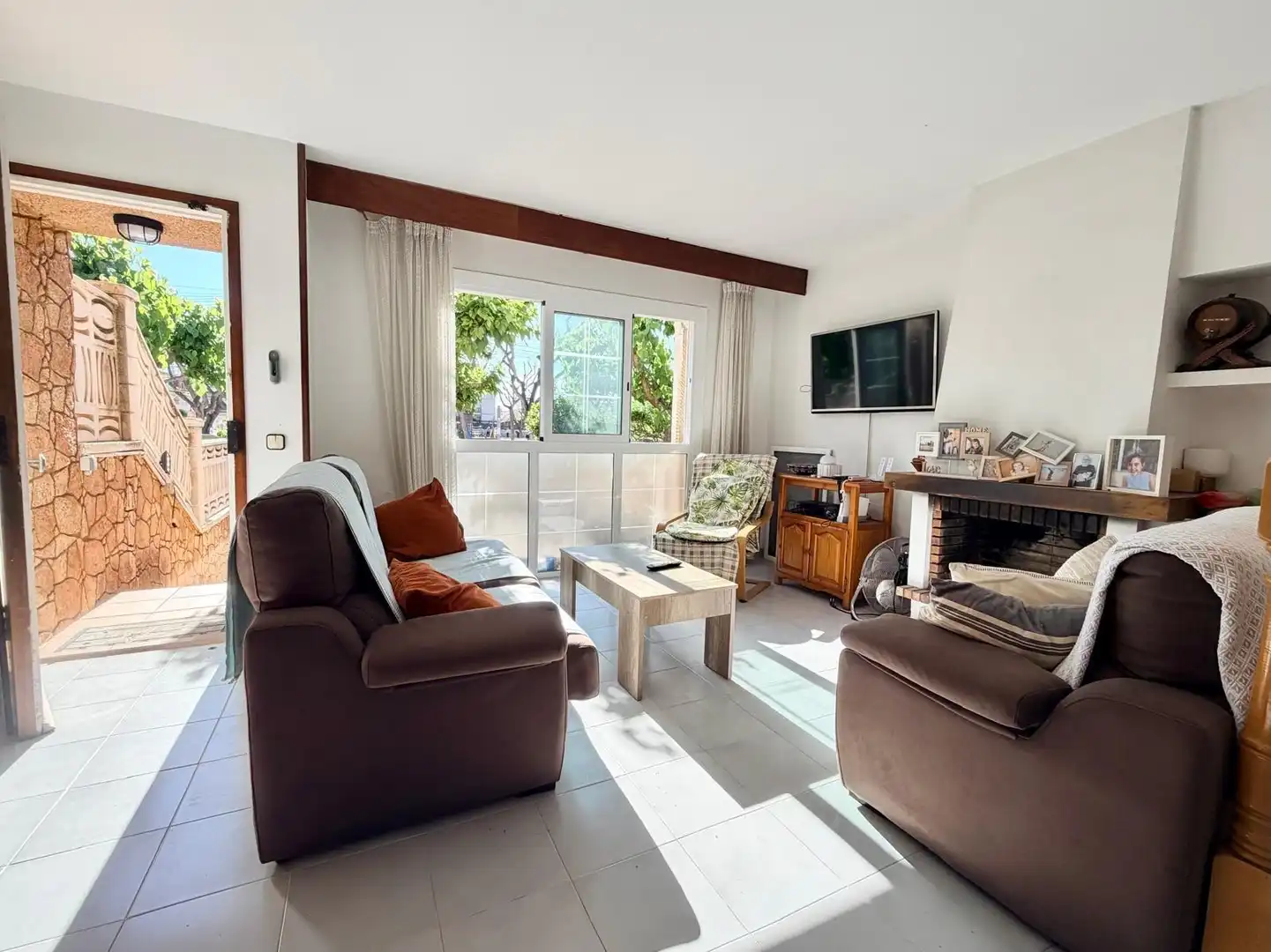 Living room of Detached homes for sale in Cunit  with Private garden, Terrace and Storage room