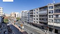 Vista exterior de Pis en venda en  Granada Capital amb Calefacció