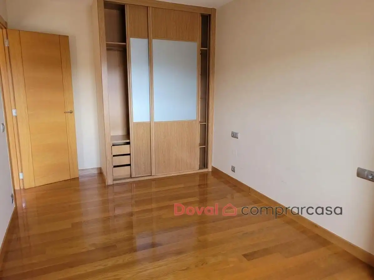 Piso con terraza en venta en Ponteareas, imagen 3