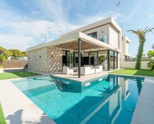 Swimming pool of House or chalet for sale in Torrevieja  with Air Conditioner, Private garden and Terrace