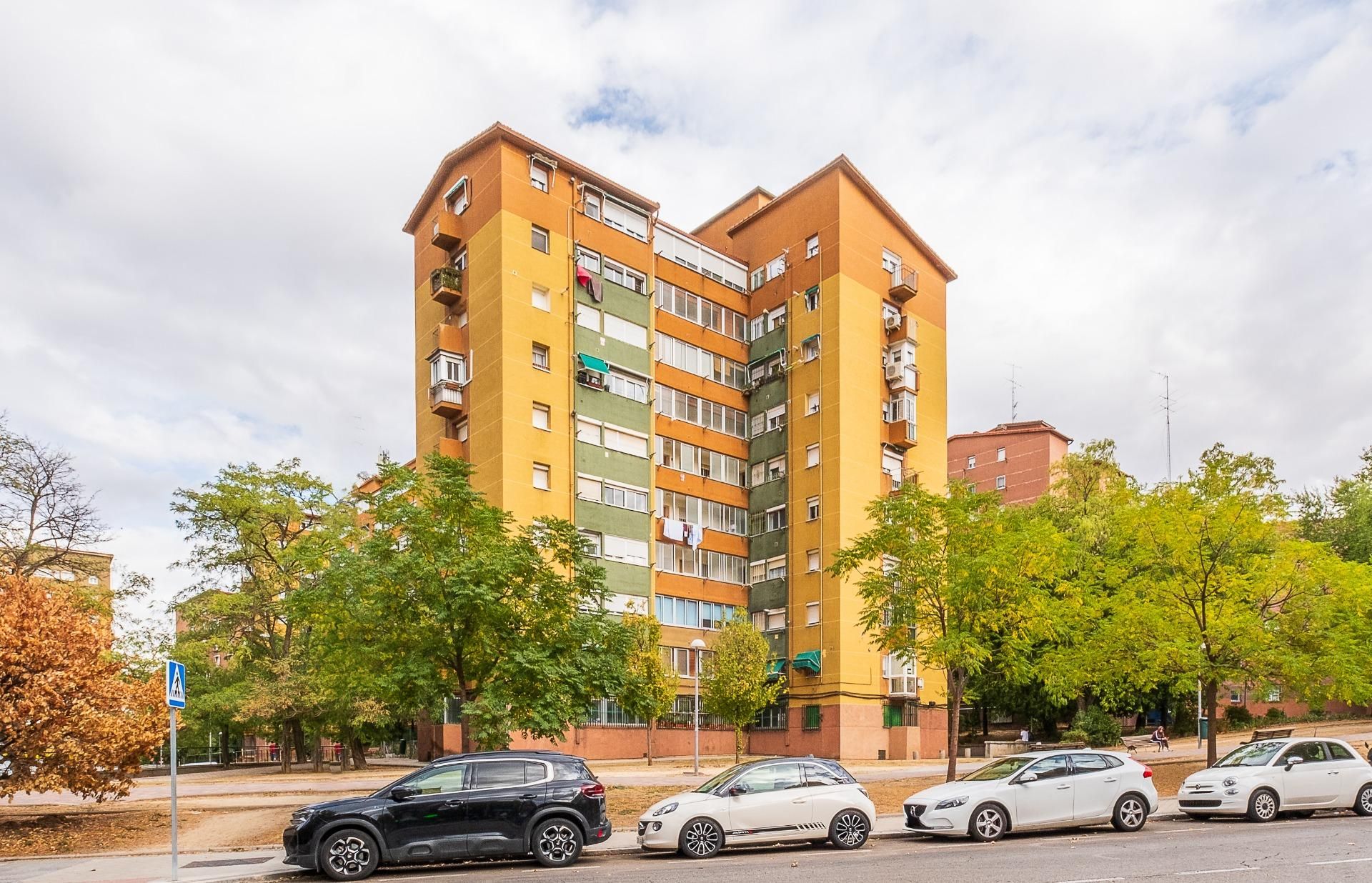 Vista exterior de Pis en venda en  Madrid Capital amb Balcó
