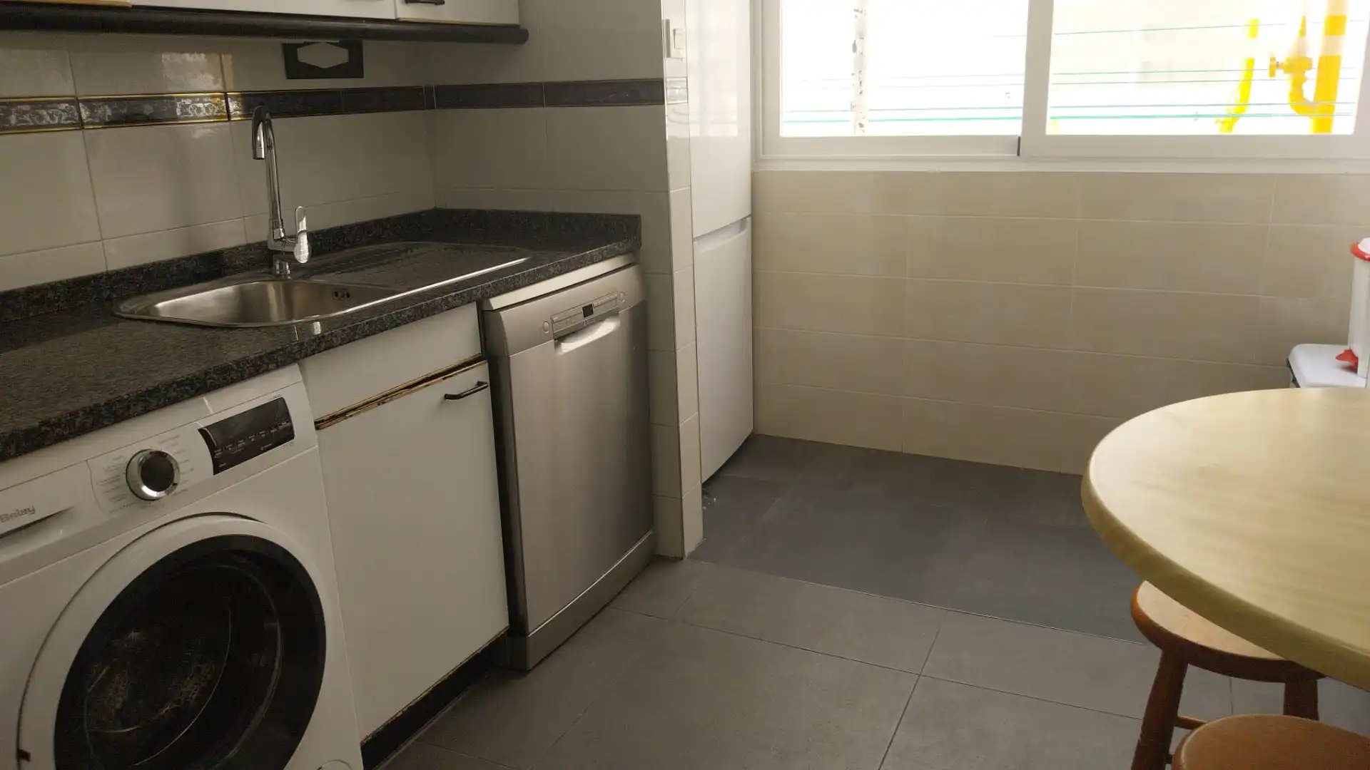 Flat with lift to rent in Universidad, imagen 4