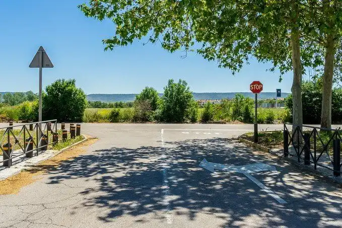 Außenansicht von Residential zum Verkauf in Azuqueca de Henares