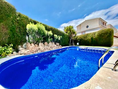 Piscina de Casa adosada en venda en Alicante / Alacant amb Terrassa