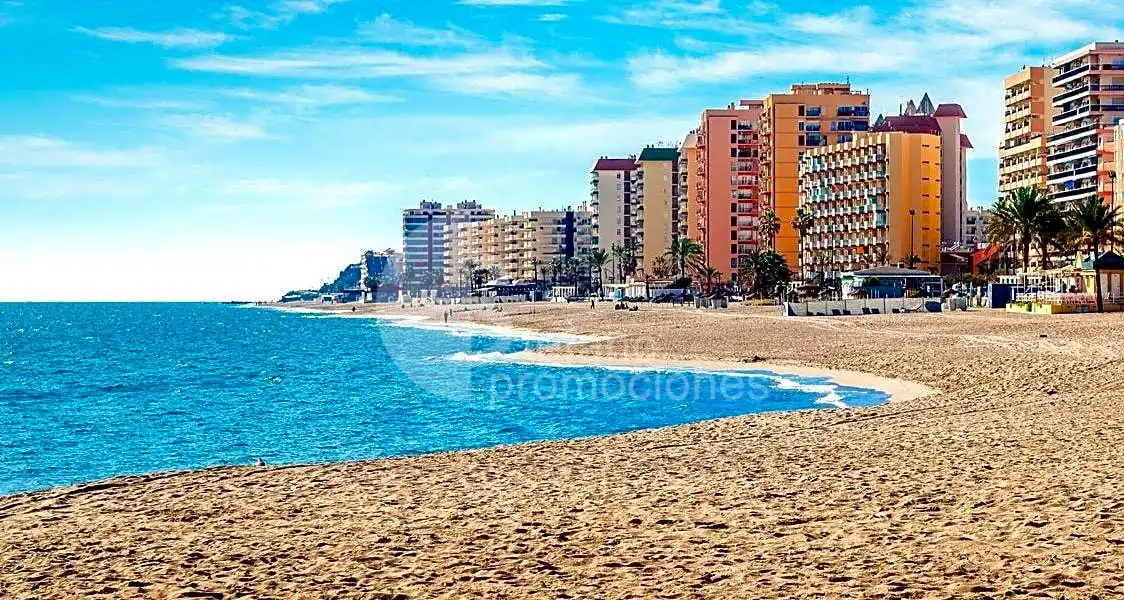 Außenansicht von Erdgeschoss zum Verkauf in Mijas mit Klimaanlage, Heizung und Terrasse
