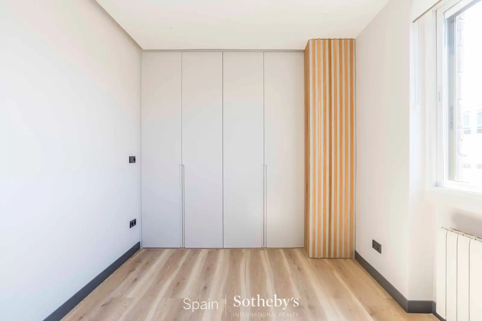 Habitación de Apartamento en venta en Madrid con Aire acondicionado, Calefacción y Piscina