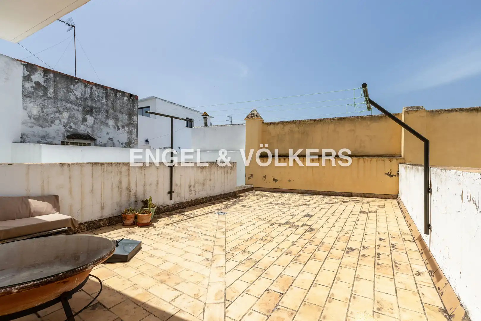 Terrassa de Casa o xalet en venda en El Puerto de Santa María amb Aire condicionat, Calefacció i Terrassa